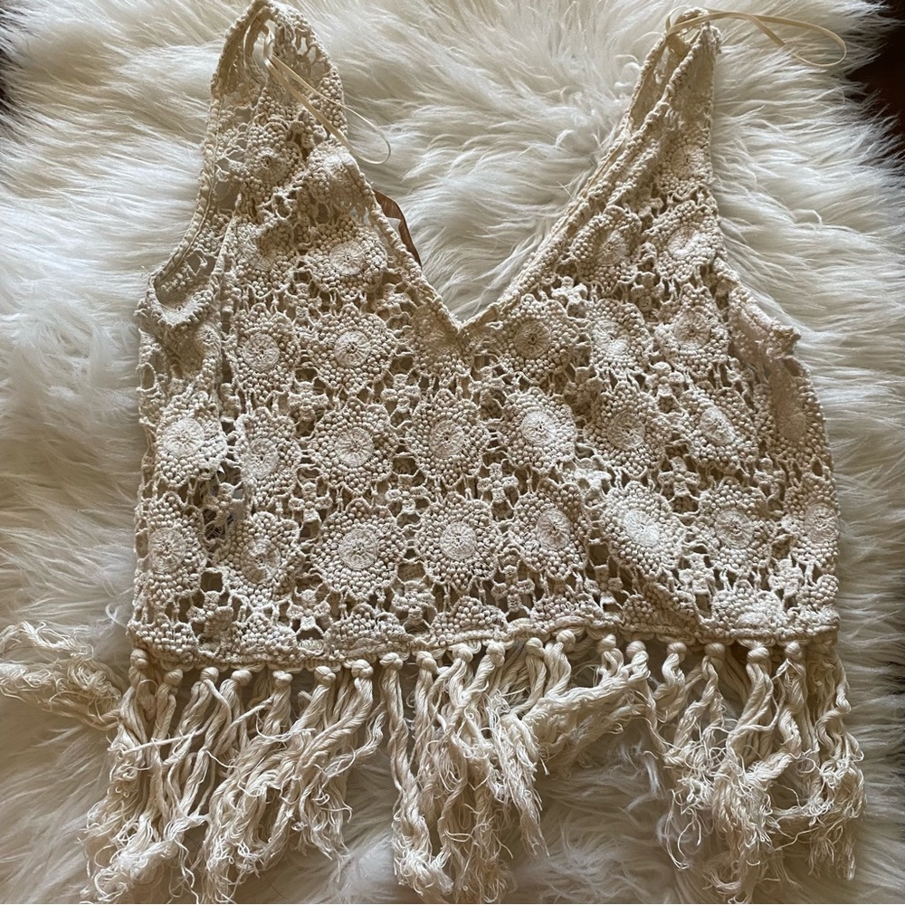 Zara Cream Crochet Floral Tank Top Size Medium - Picture 2 of 6